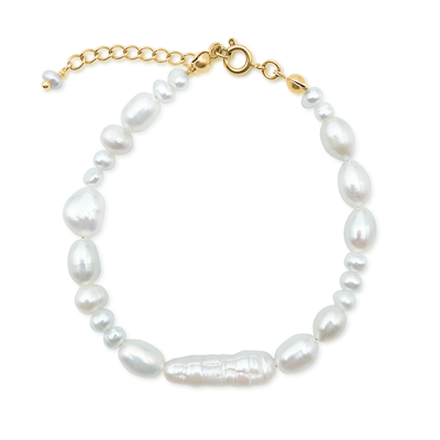 Hvid ferskvandsperle armbånd med forskellige størrelse perler